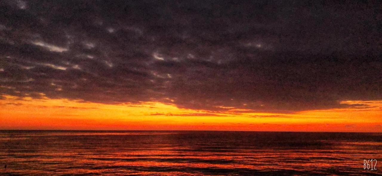 Hotel Tramonto Chakvi Kültér fotó