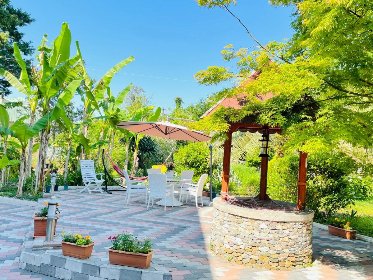 Hotel Tramonto Chakvi Kültér fotó